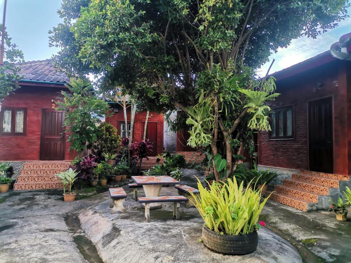 Muang Phônsavan Kongkeo Guesthouse מראה חיצוני תמונה