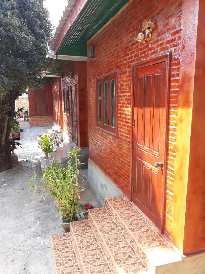 Muang Phônsavan Kongkeo Guesthouse מראה חיצוני תמונה